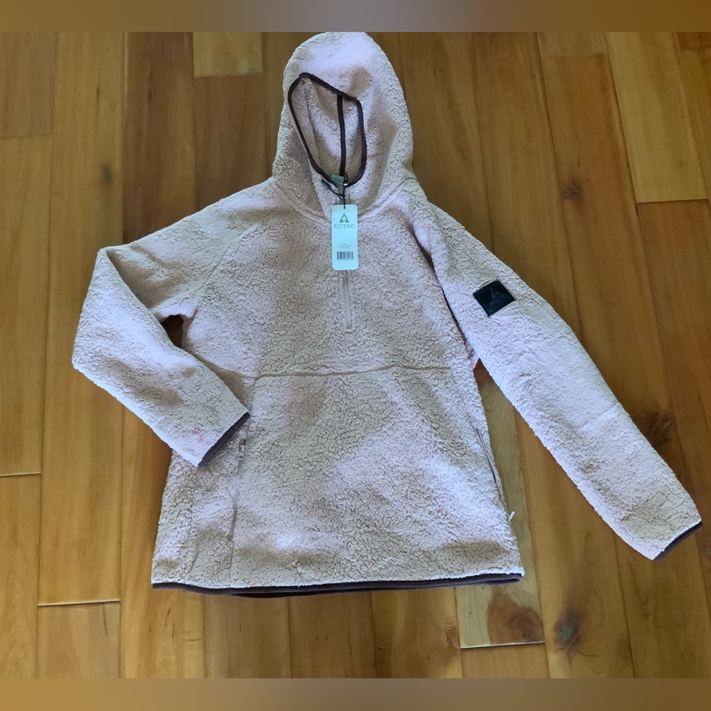 Ascens Misty Rose hooded fleece jacket size L NWT